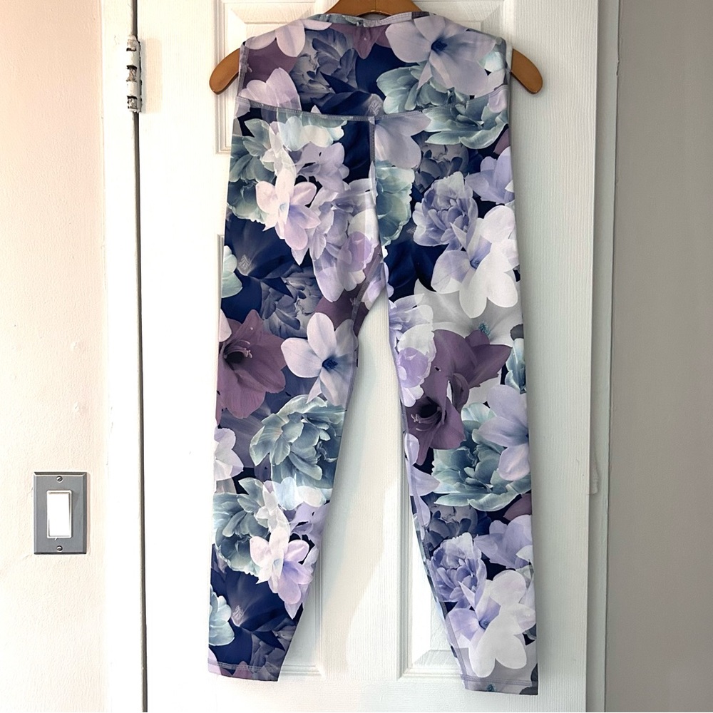 Old Navy ladies leggings
